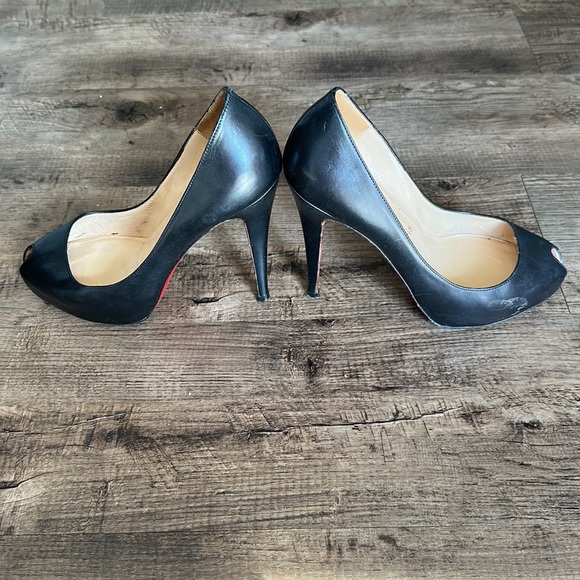 Christian Louboutin black very prive peep toe heels 35 5 - Picture 5 of 7